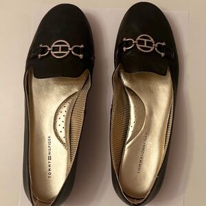 Tommy Hilfiger Women's Flats-Color: Black